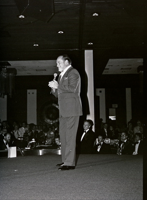 ©Bob Hope in the Cabaret Rm